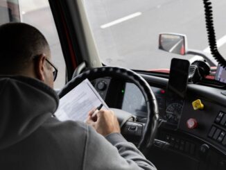 Kontrola ciężarówki przed wyjazdem w trasę